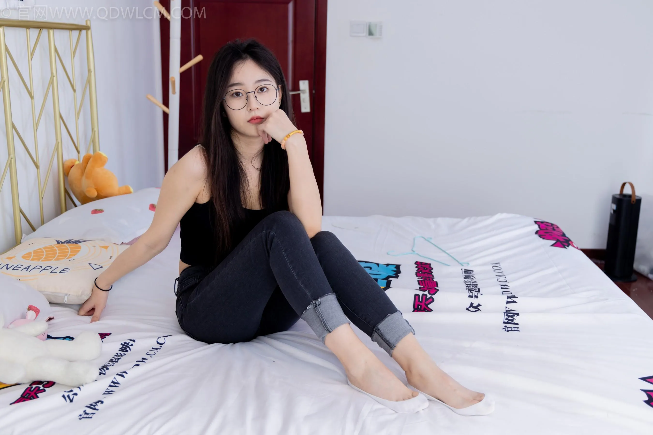 物恋传媒 NO.1497 美兔-春雨绵绵 [151P]插图8